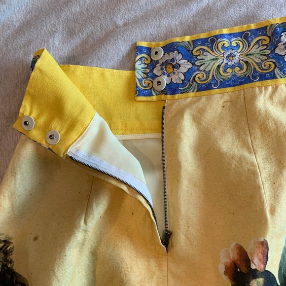 Dolce & Gabbana high waisted shorts - Picture 3 of 5